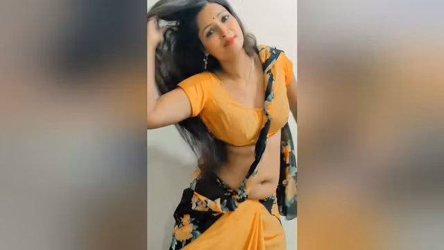 Kannada Indian Train Hot Indian Nabour Girl Sucking Dick So Good And Recieve Warm Cum In Mouth