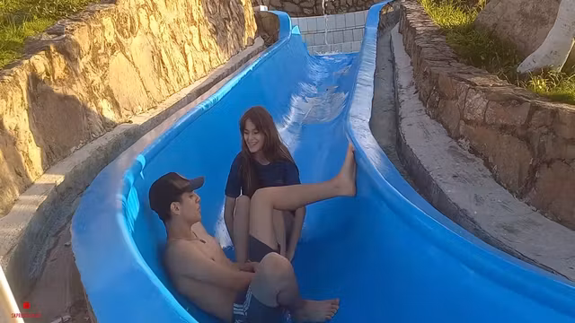 La Tonta De Mi Hermanastra Se Queda Atascada En La Resbaladilla De La Piscina Y Aprovecho Para Follarmela De Manera Salvaje. (parte1) - Lia Palvin