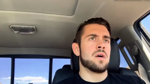 Cardriving otter jerks dick for cumshot