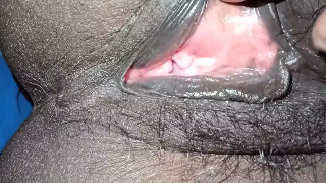 Desi Suhagrat Ka First Time Saree Me First Time Bhabhi G Ki Hard Chudai Hanth Me Mehendi Lala Ke Hind Sex Videos