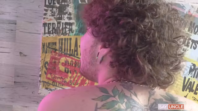 A Piercing And A Fuck - BoysDoPorn